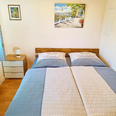Ferienhuette Holiday home Altfriesack